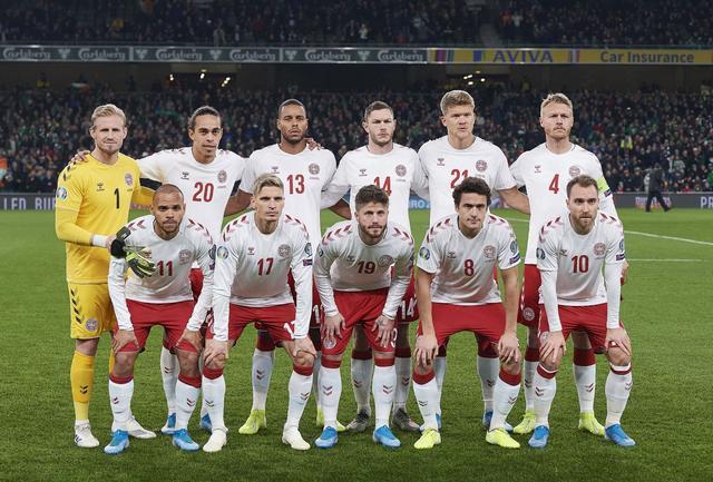 欧洲杯丹麦首发合影（欧洲杯丹麦队发生了什么）
